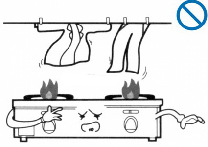 Không dùng bếp gas để hong khô quần áo, vì dễ gây ra hỏa hoạn